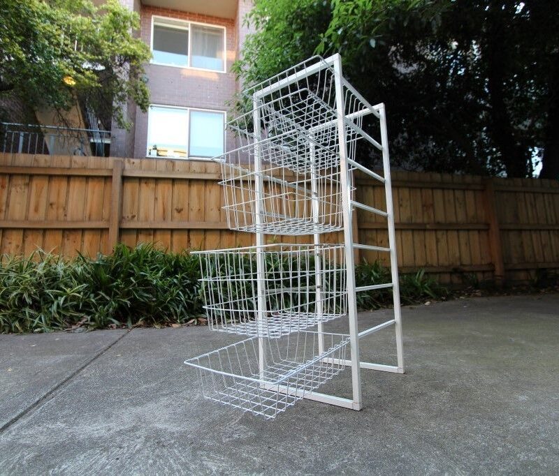 Adjustable White Mesh Wire Rack Shelf XGear Bargains, Used