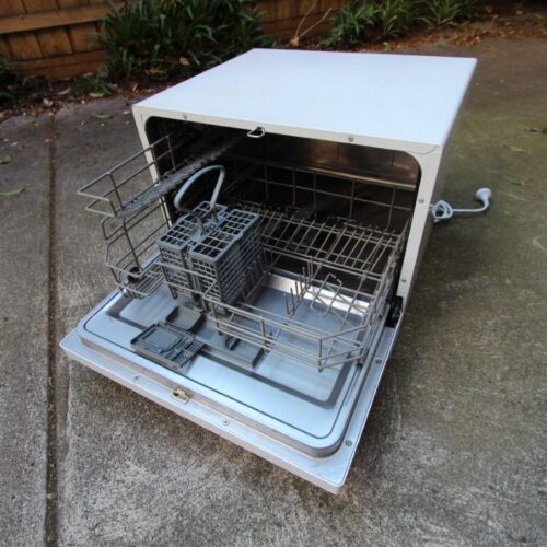  RRP 500 Mini Dishwasher for Home Portable or Caravan Omega DW101WA